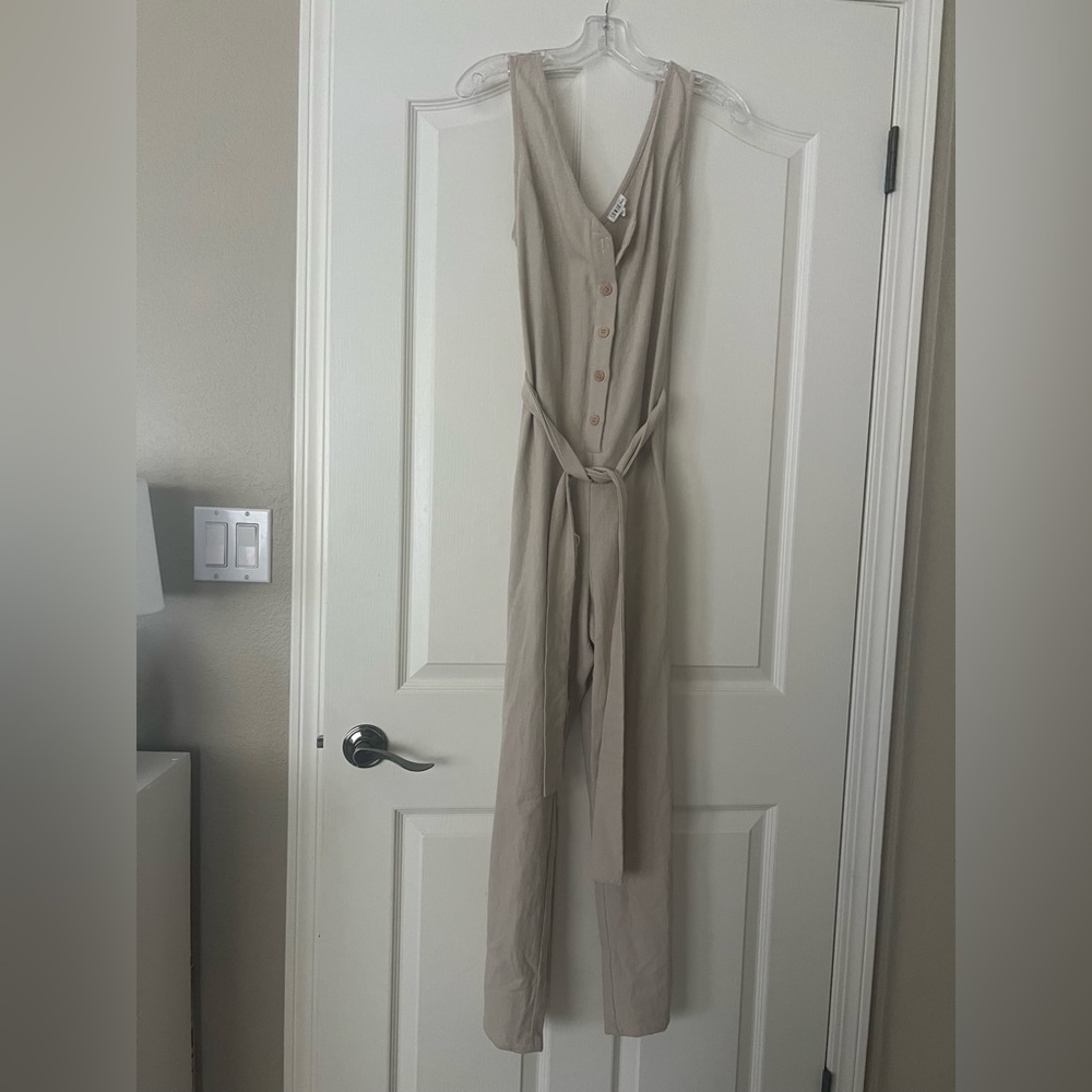 Elegant Tan Sleeveless Jumpsuit